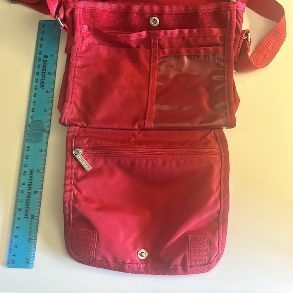 Red Eddie Bauer Purse - Picture 2 of 6